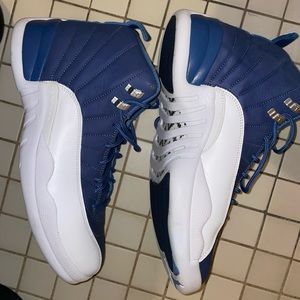 Retro 12 indigo only wore them once so new!!
